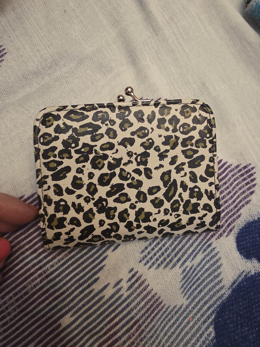 Source Unknown Leopard-Print Wallet in Cream, Black and Olive